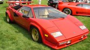800px-Countachgold.jpg