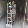 grocery thrower