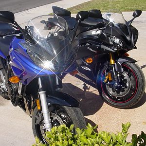 '07 R6 and '06 FZ6