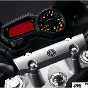2007 FZ6 Dash