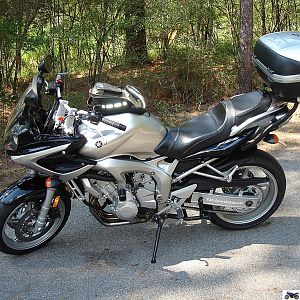 2004 FZ6 Serviced, Bathed, and Ready to Head Out.