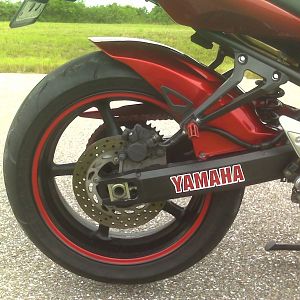 07 FZ6 in RED