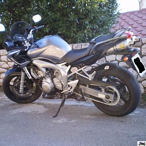 2005 FZ6S