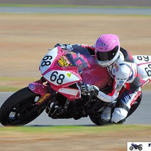 FZ6 Cup - Amy Omara on what is now my bike! :)