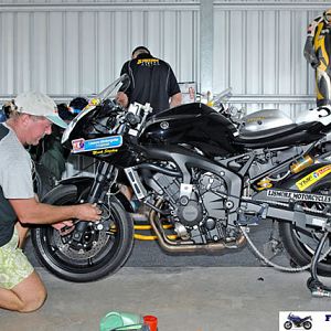 FZ6 Cup