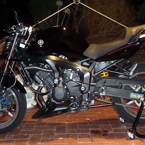 Rare photo of bike with new tank & no tank bra