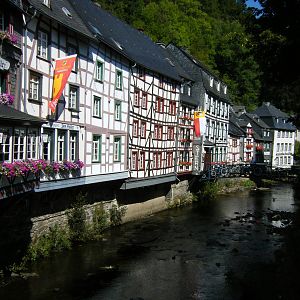 trier80