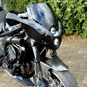 Puig Alien Cafe Racer headlight