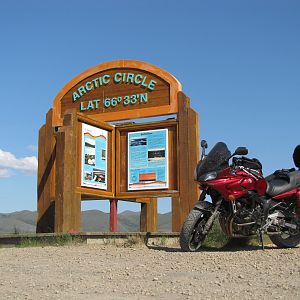 Dempster Highway - Arctic Circle