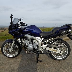 2004 FZ6 Fazer