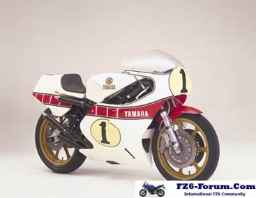 20030626_YZR500_OW48_tcm78-198651