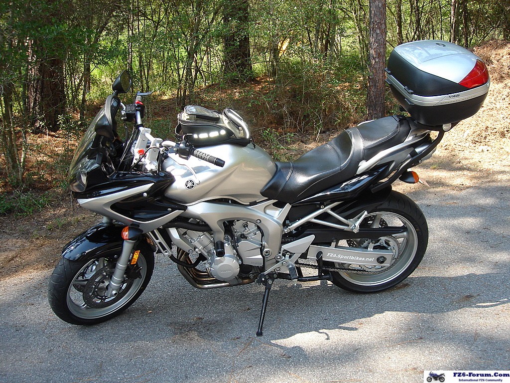 2004 FZ6 Serviced, Bathed, and Ready to Head Out.