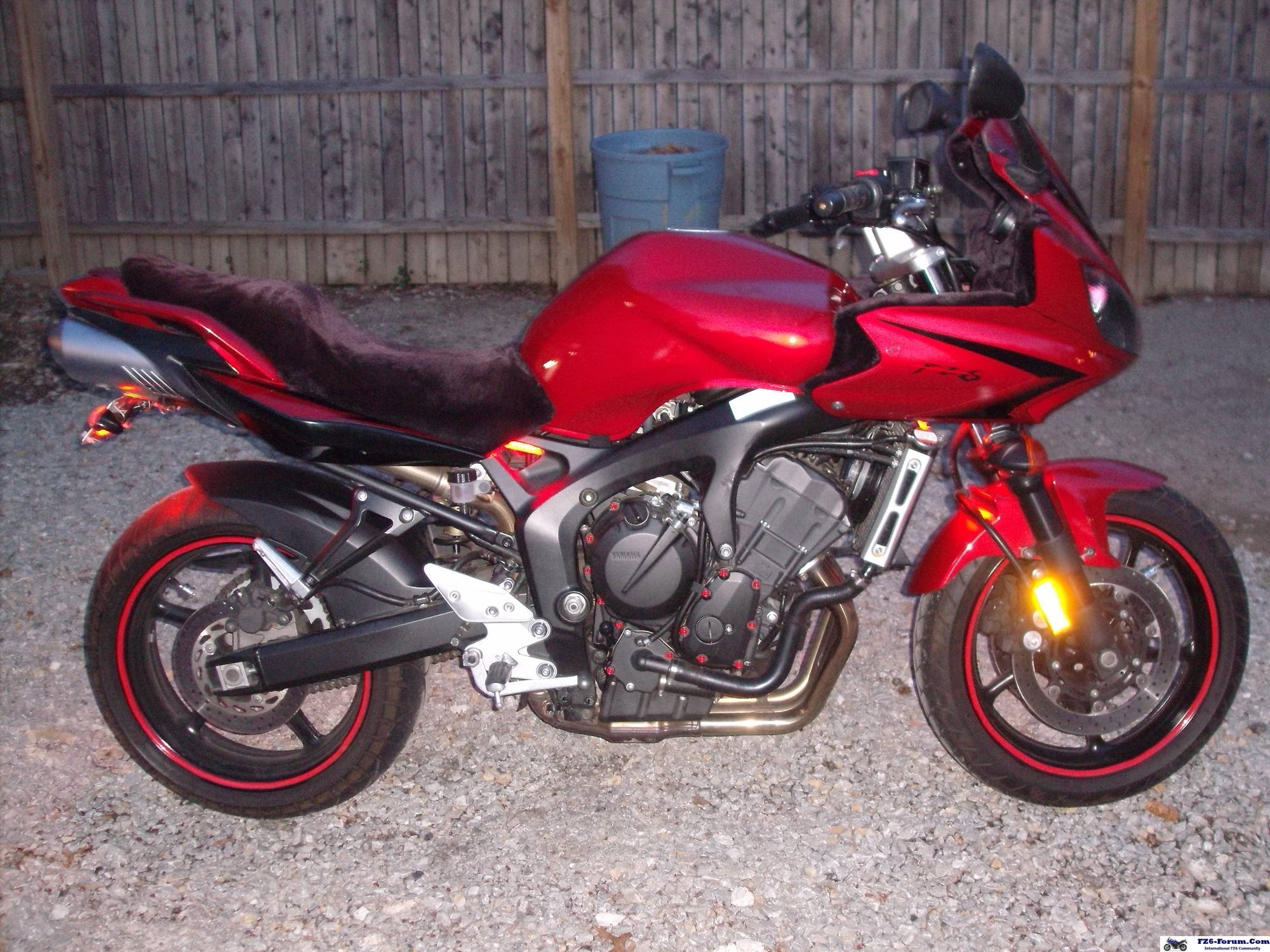 2007 fz6