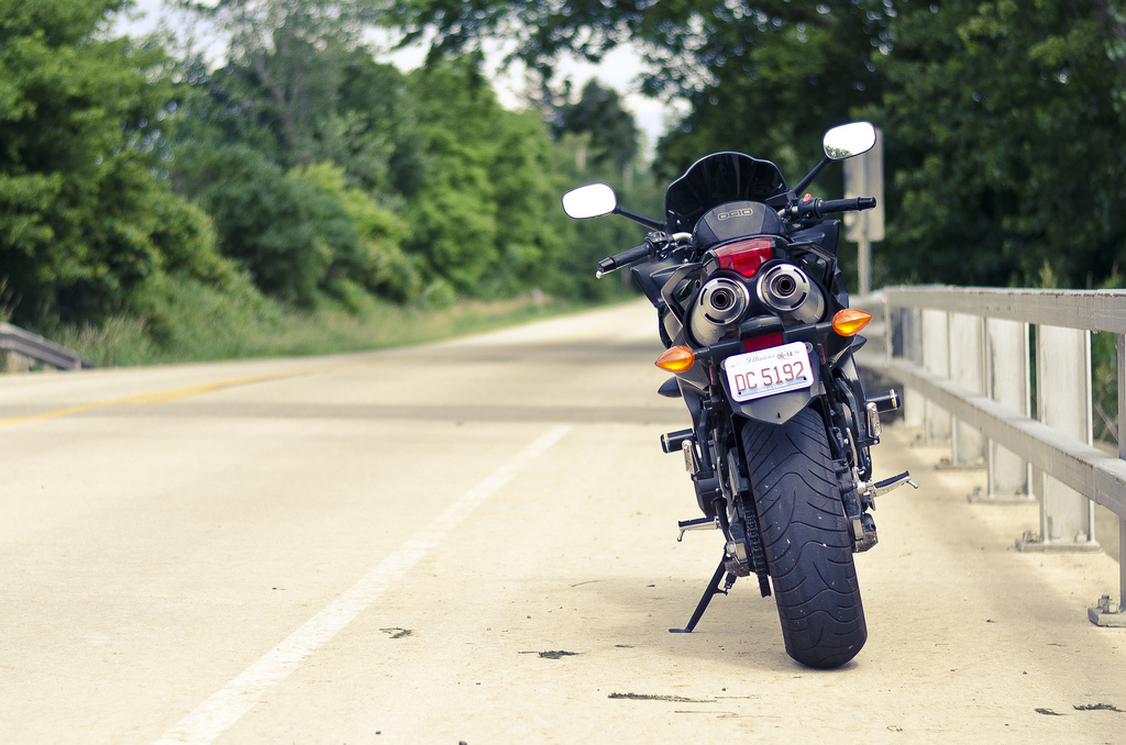 2009 FZ6