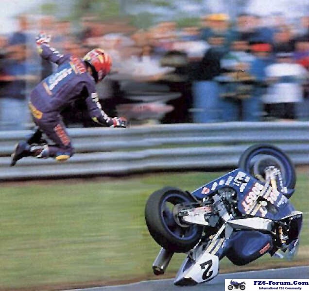 bike-crash-pic-motorcycle-race-accident-racing-mishap