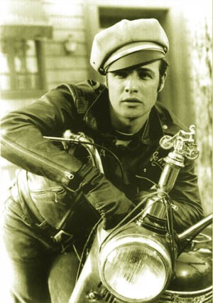 brando_trophy_2