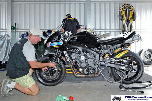 FZ6 Cup