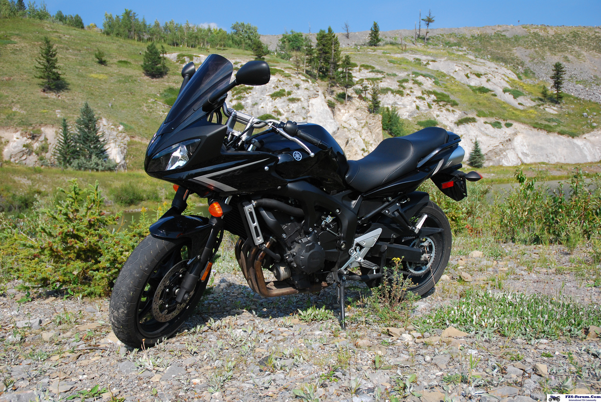 iRoNyX's FZ6