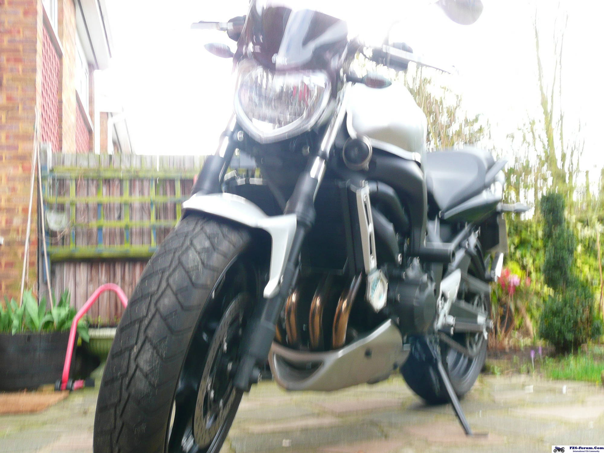 my fz6 s2