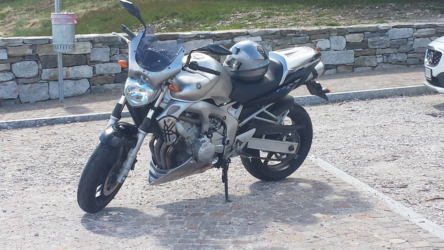 my sweet baby FZ6N 2005