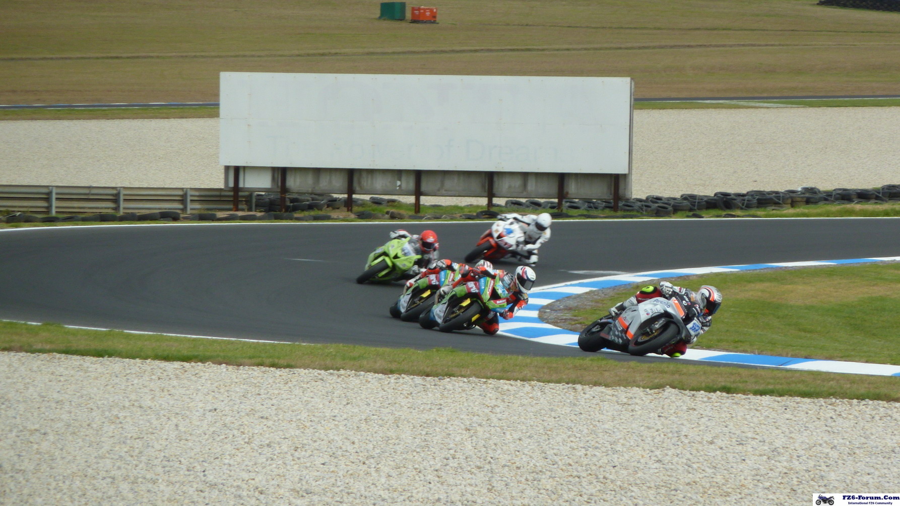 P1030141_resize_crop