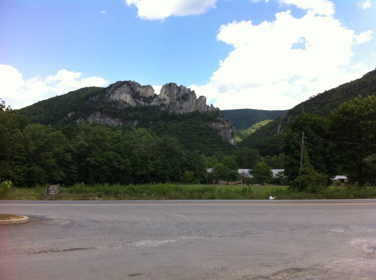 Seneca Rocks from the Trading Post