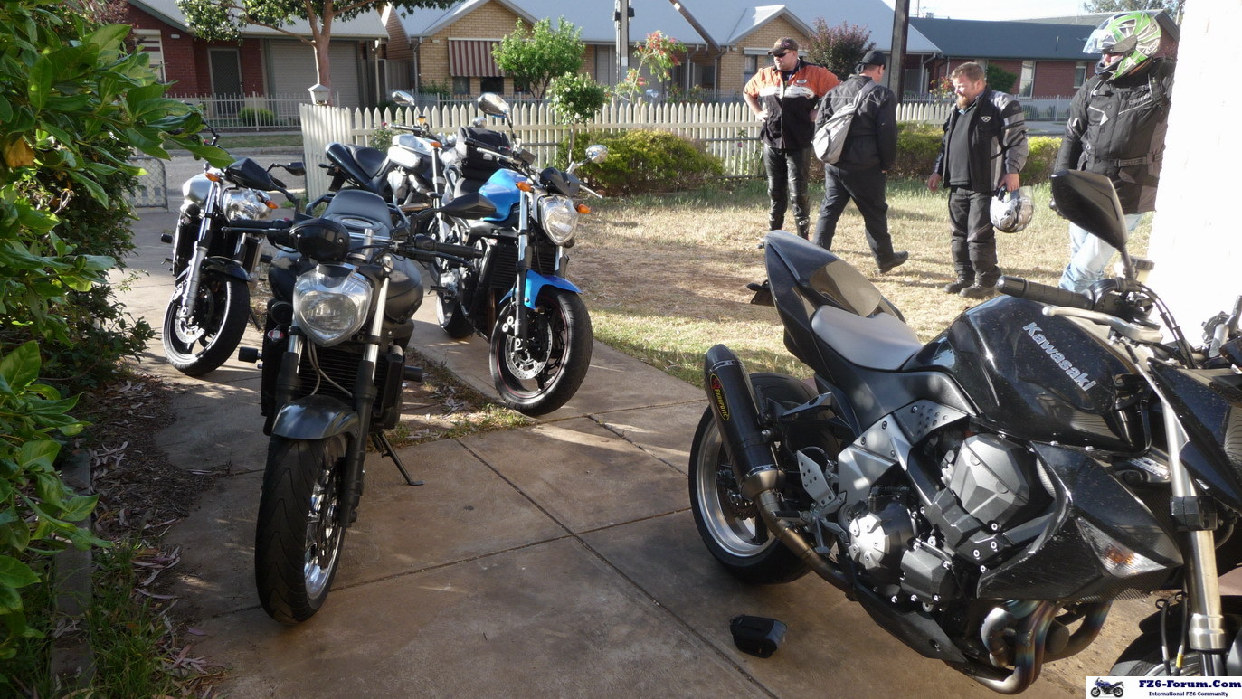 the_boys_and_the_bikes