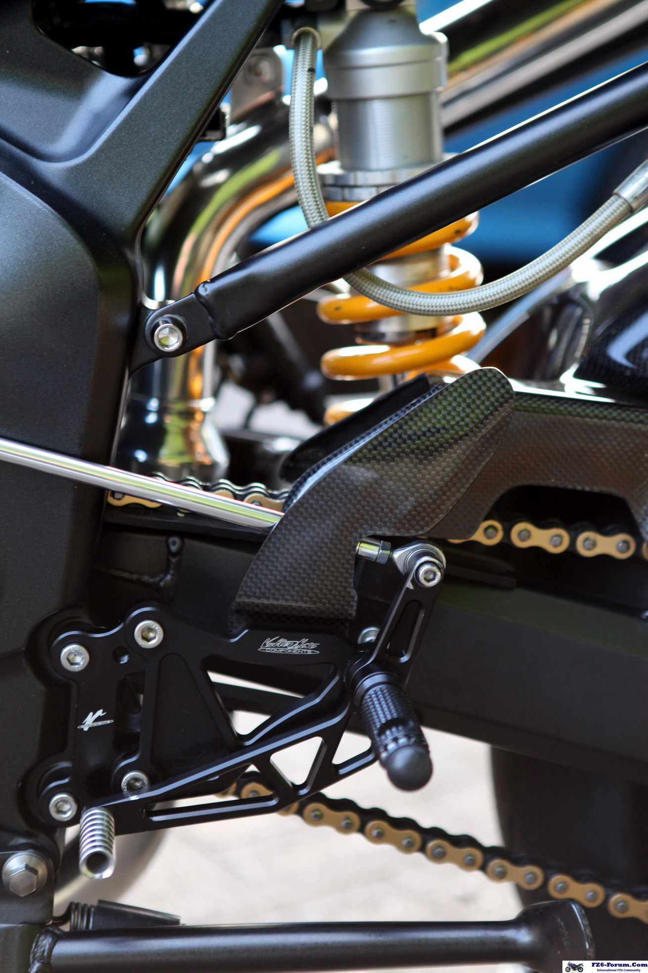 Valtermoto Rearsets, Ohlins Rear Shock, Polished shift linkage, modified re