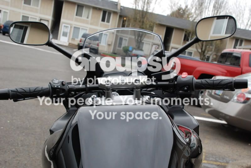 DSC_4995SpiderFZ1Bars.jpg