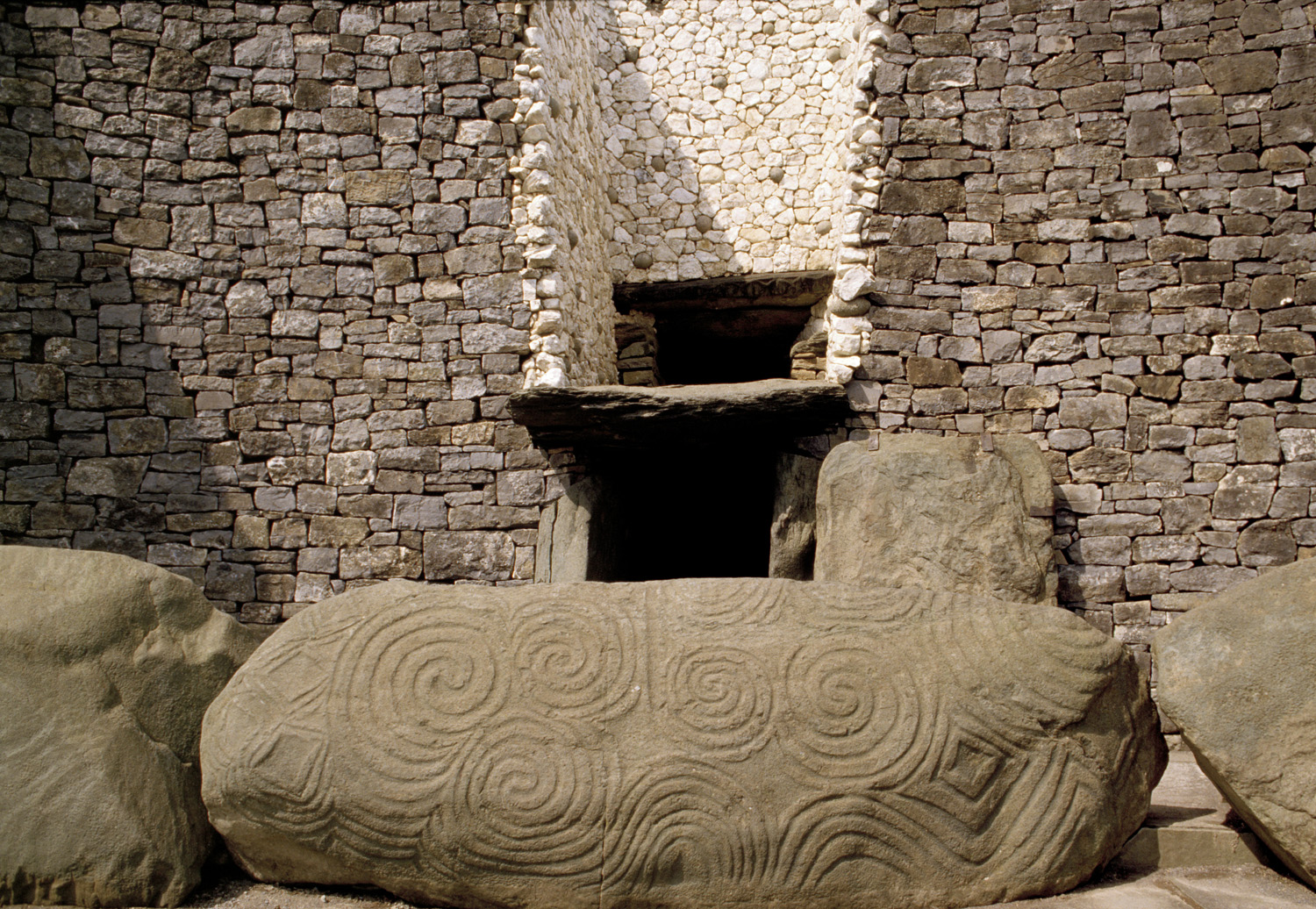 newgrange.jpg