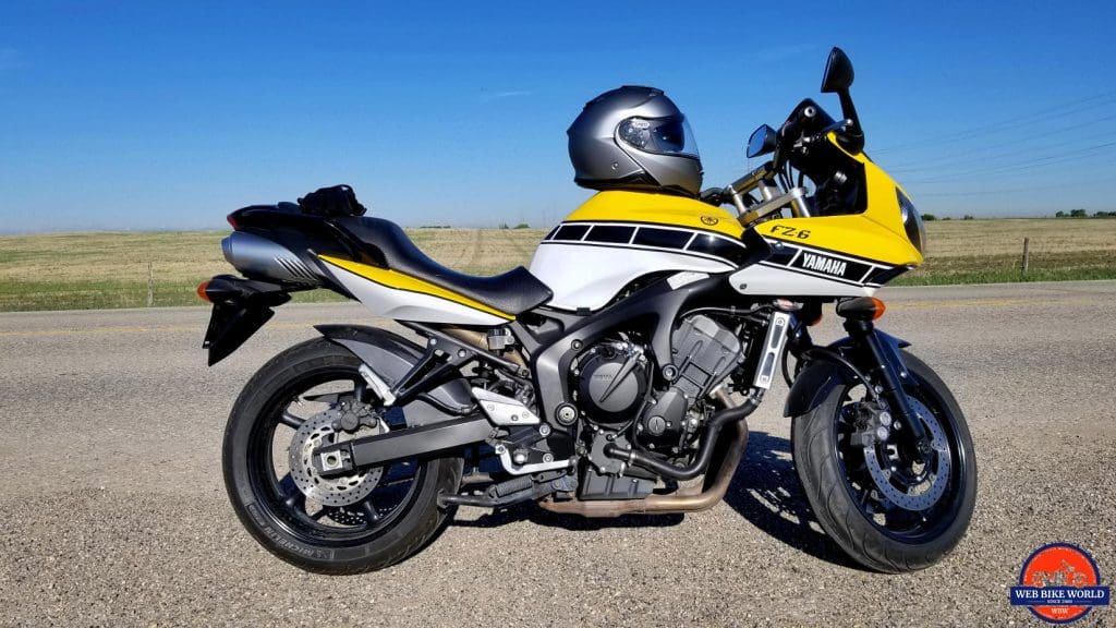 shoei-neotec-II-yamaha-fz6-02-1024x576.jpg