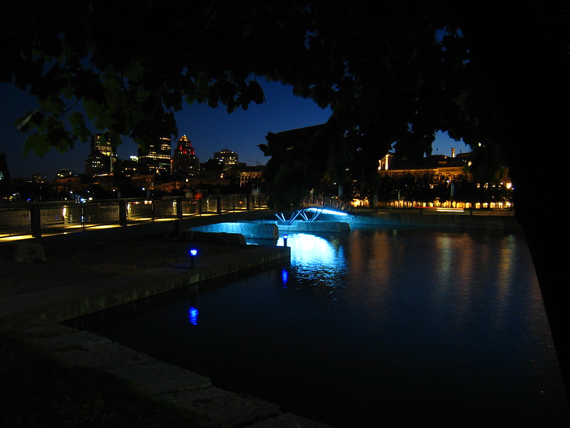7891126782_c72ec301ca_c.jpg