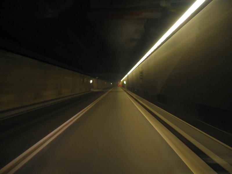 St_Gotthardt-Tunnel.jpg